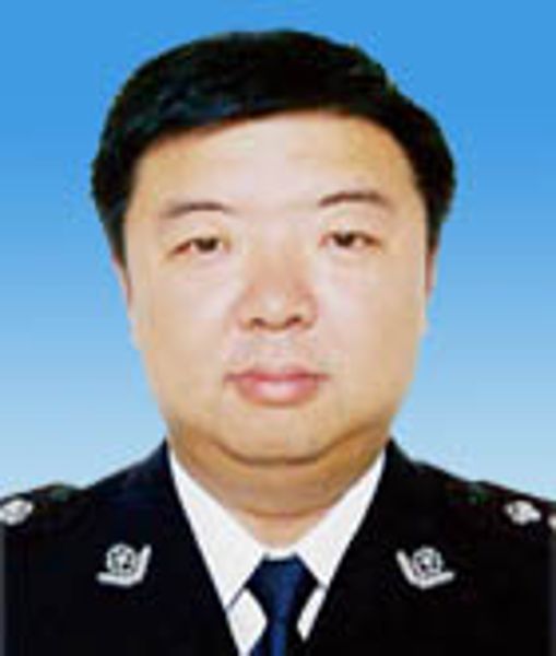 李云波