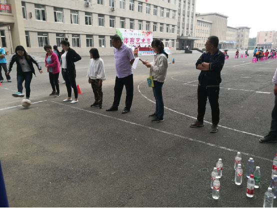 铁岭七中举办体育艺术节活动