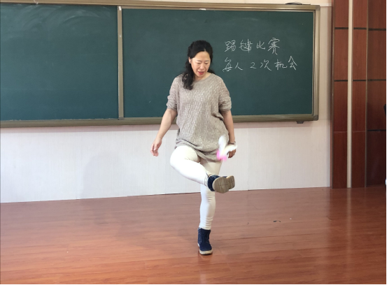昌图北山小学举办教职工2019年毽球大赛