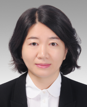 冯 姝