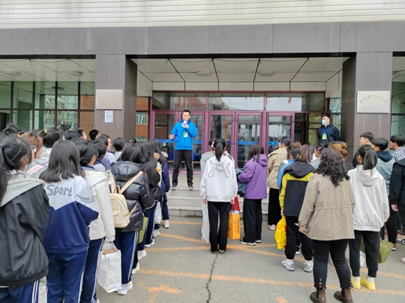西丰县教育局开展2025年“政务公开主题日”暨初中体育与健康...