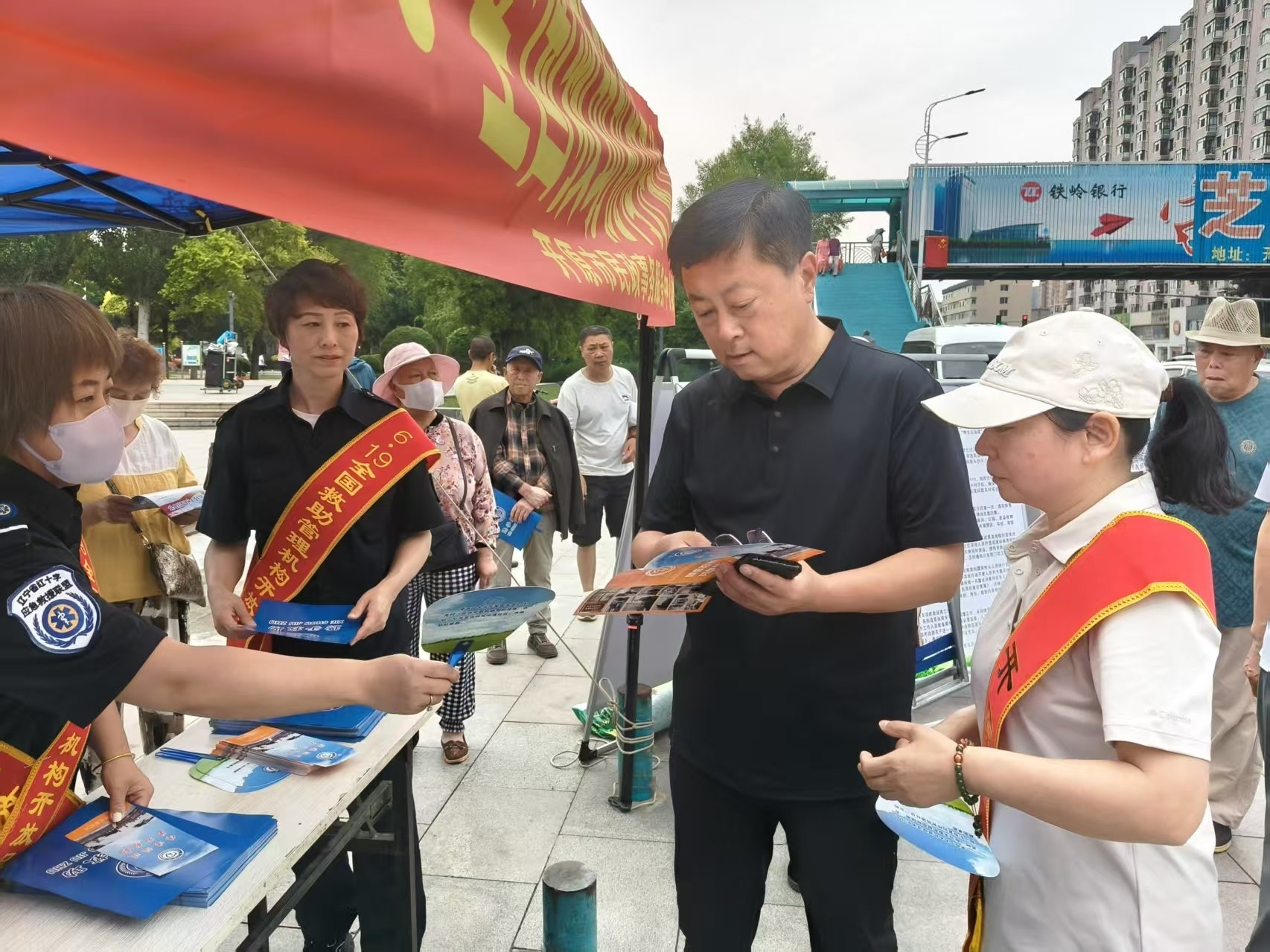 开原市民政局：织密救助网络 筑牢安全底线